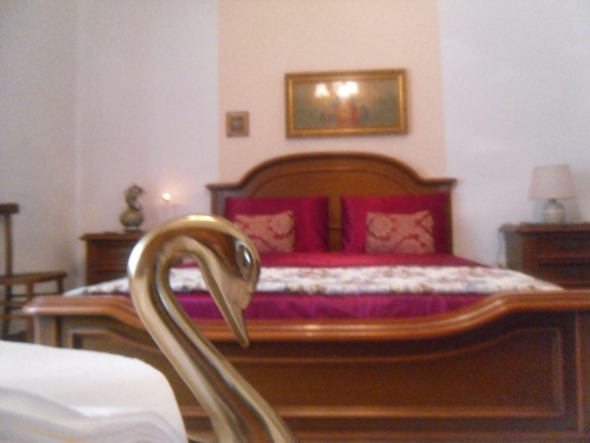 Amabile Guesthouse Milis Экстерьер фото